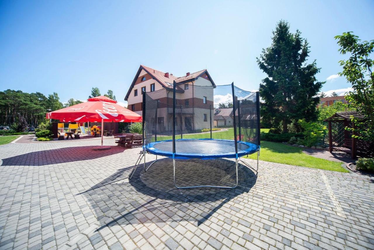 Dom Wypoczynkowy Rejs Łeba Buitenkant foto