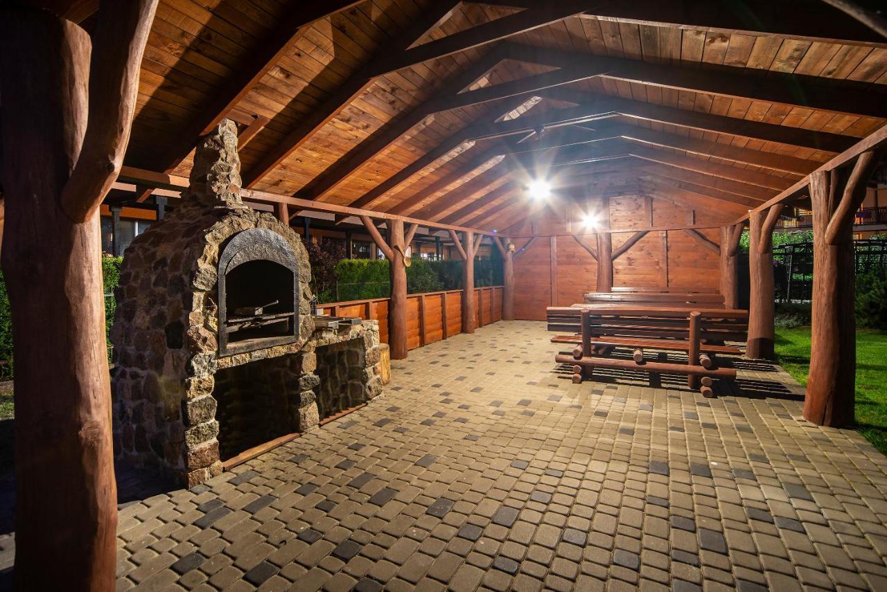 Dom Wypoczynkowy Rejs Łeba Buitenkant foto
